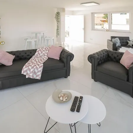 Apartment Designlofts über Der Stadt - Sennhütte 15